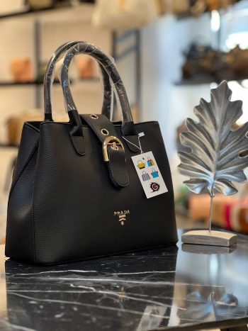 Prada crna ženska torbica