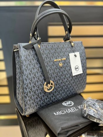 Michael Kors crna ženska torbica