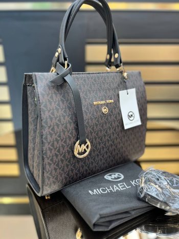 Michael Kors crna ženska torbica