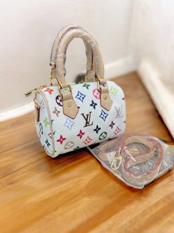 Louis Vuitton bela ženska torbica