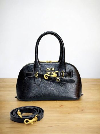 Miu Miu Crna ženska torbica